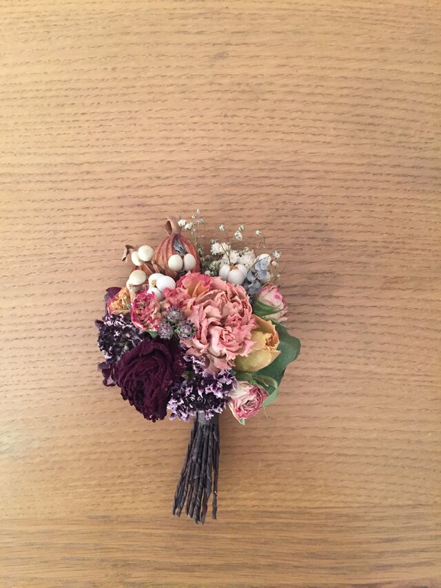 乙女なミニブーケ　コサージュとしても