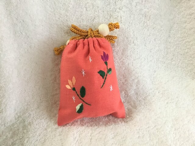 ミニ巾着・ピンク ～花柄 b～ iichi ハンドメイド・アンティーク・食品・ギフト・手作り