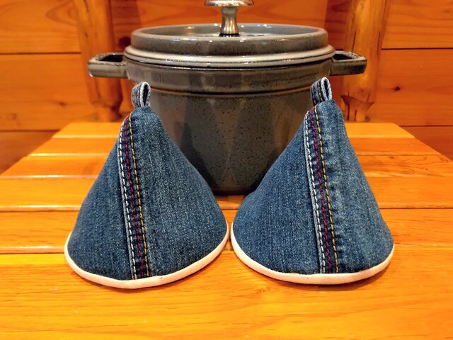 2個セット★三角鍋つかみ★staub にいかがでしょうか?★ストウブ 鍋つかみ ミトンの画像1枚目