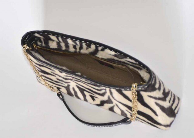 クラッチバッグ（ゼブラ柄） | iichi 日々の暮らしを心地よく