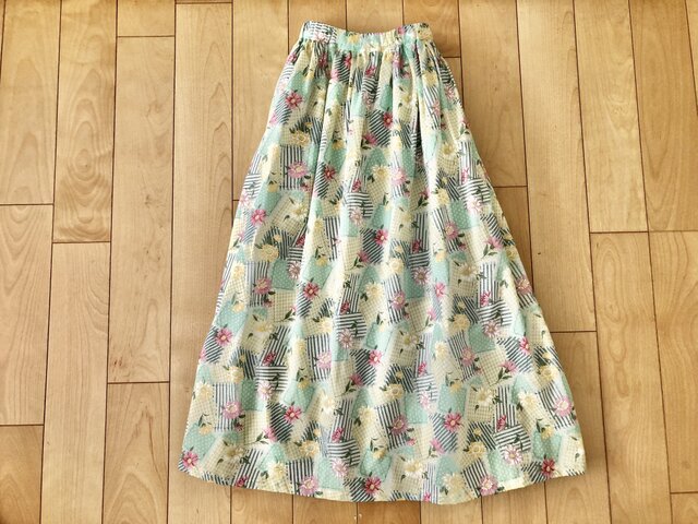 【大SALE】パッチワークデザイン小花綿ローンギャザースカート(グリーン)の画像1枚目