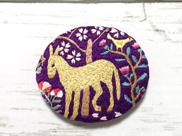 手刺繍装画ブローチ*竹久夢二「夢二詩画集」よりの画像1枚目