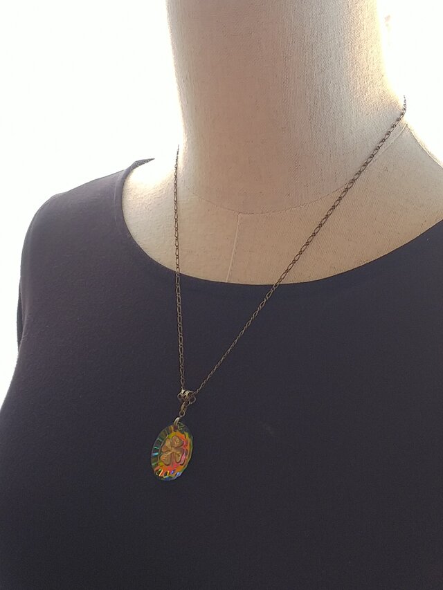 ヴィンテージ ネックレス ヨーロッパ ヴィンテージ 四つ葉・ヴィトレイル・インタリオ（25×18