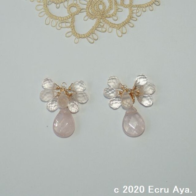 *春の足音*マダガスカル産ローズクォーツなどのピアスチャーム