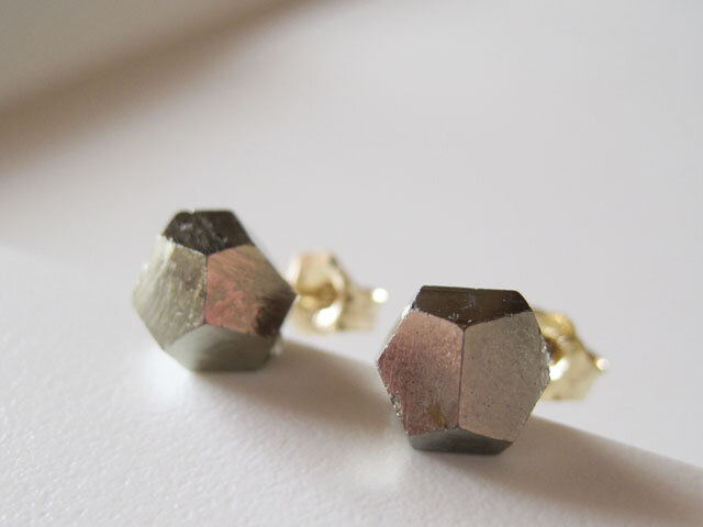 パイライトの原石ピアス/Pyrite/Spain 14kgfの画像1枚目