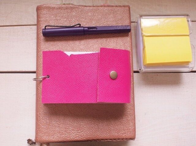 本革ピンク 情報カードケース 5 3 サイズ Iichi ハンドメイド クラフト作品 手仕事品の通販