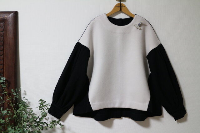 厚手★圧縮ウール100% 厚手ブラウス★一枚限定の画像1枚目