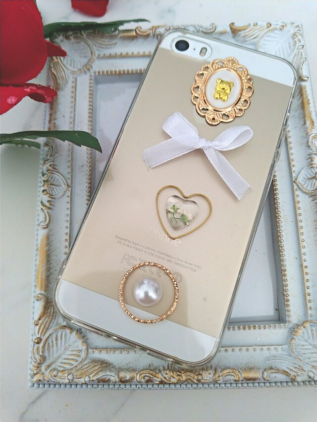 iPhoneケース Android スマホケース 目隠しクマさんとアリッサムの画像1枚目