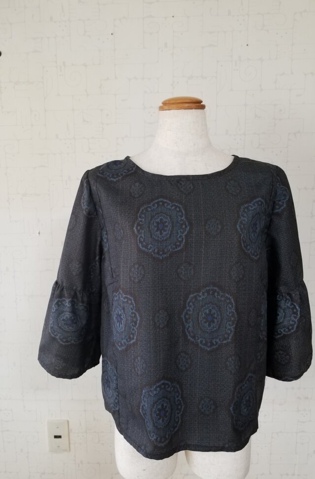 大島紬リメイクブラウス