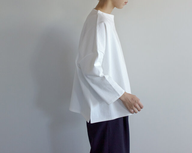 big basque shirt/whiteの画像1枚目