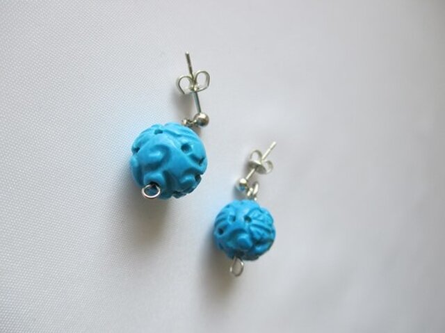 ターコイズカービング シンプルピアス ターコイズカービング シンプルピアス カービング・ターコイズの