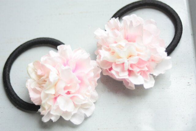 桜の花の髪飾りヘアゴム★2コセットの画像1枚目