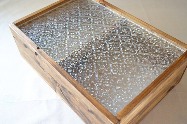 アンティークな雰囲気★花柄ガラスの2段引き出し ヒノキ 小引出し13,000円 アンティークな雰囲気☆花柄ガラスの2段引き出し ヒノキ 小