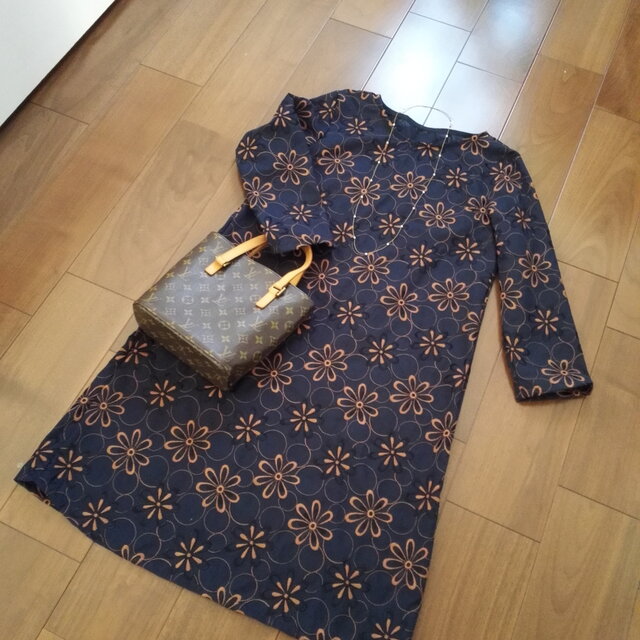 上質コットン刺繍レースのワンピース