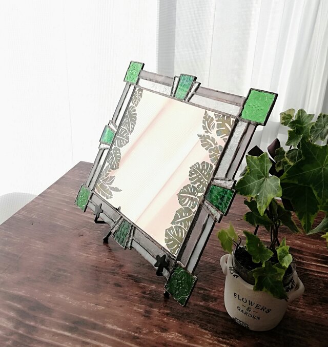 ステンドグラス ミラー"鏡" ❇️トロピカル リーフ❇️モンステラ❇️バナナ❇️観葉植物葉 絵入り ブロンズミラーの画像1枚目