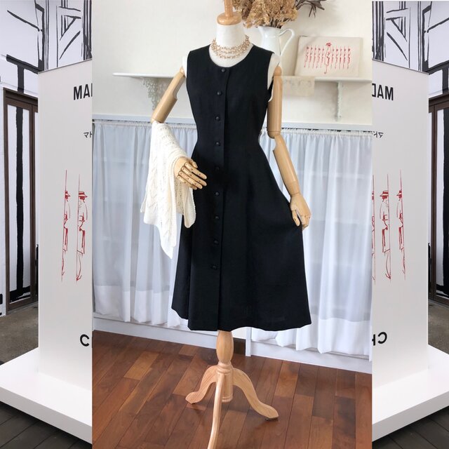 黒のリネンワンピース『ノースリーブ・フレア・前開き・シック