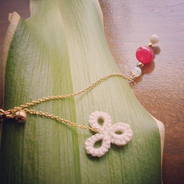 片耳シリーズ・イヤリング（ピンククォーツァイト他）