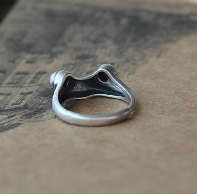 ＜受注制作＞カエルのリング　フリーサイズ　0094 受注制作＞カエルのリング フリーサイズ 0094 | iichi 日々の暮らしを