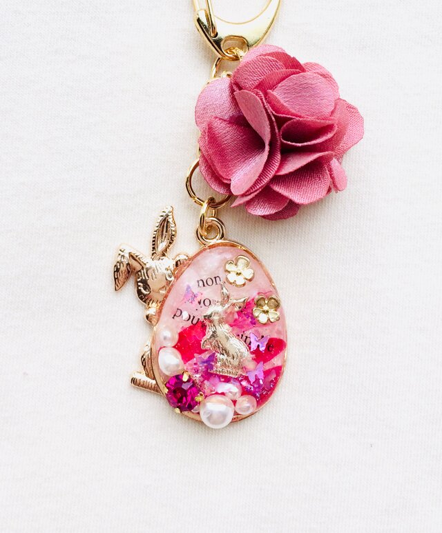 ウサギキーホルダー（ﾏﾄﾞﾓｱｾﾞﾙ･ﾋﾟﾝｸ）