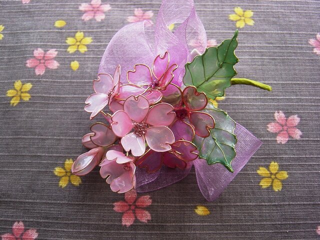河津桜2(クリップ付コサージュ)の画像1枚目