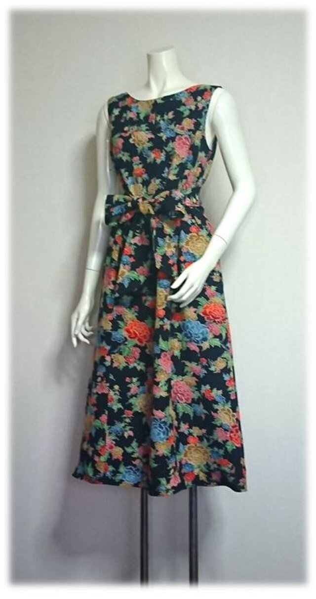 159年間着られるジャンスカにもなるAラインワンピース