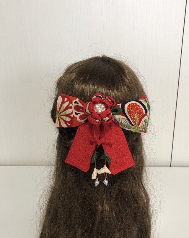 赤い古典柄リボンの髪飾りセット7（卒業式・袴・ちりめん細工）