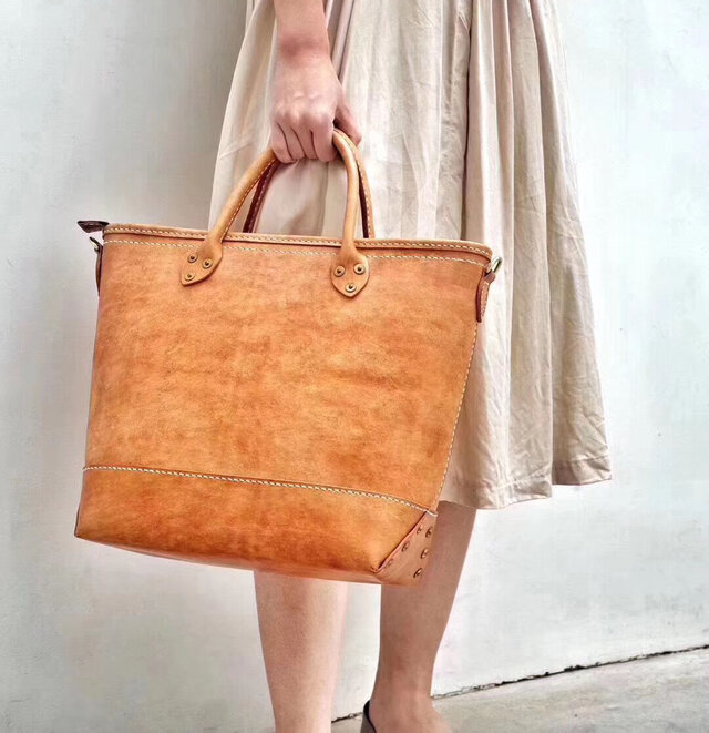 本革手作りの大容量トートバッグ手持ち 肩掛け 2WAY 鞄