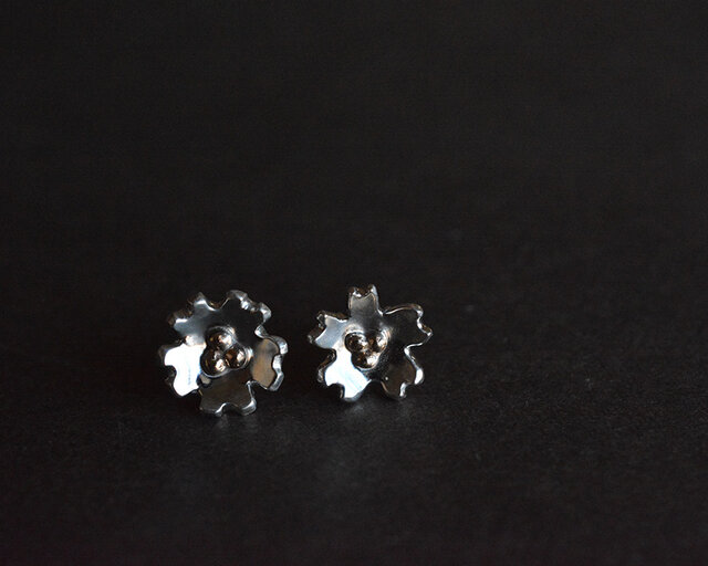 k10&シルバーピアス sakuraの画像1枚目