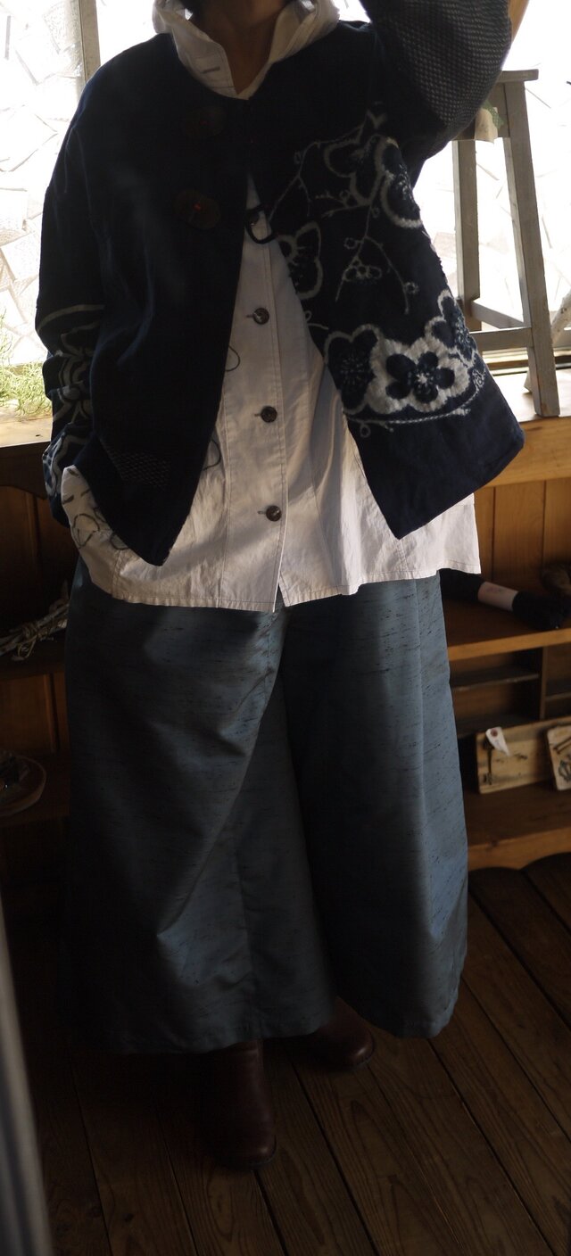 正絹反物からワイドパンツの画像1枚目