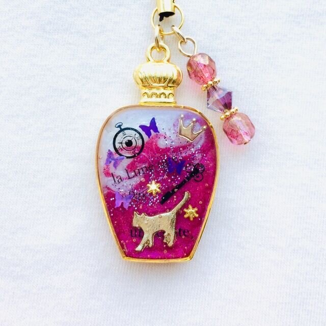 香水瓶ストラップ ﾈｺ （気まぐれイタズラ族）