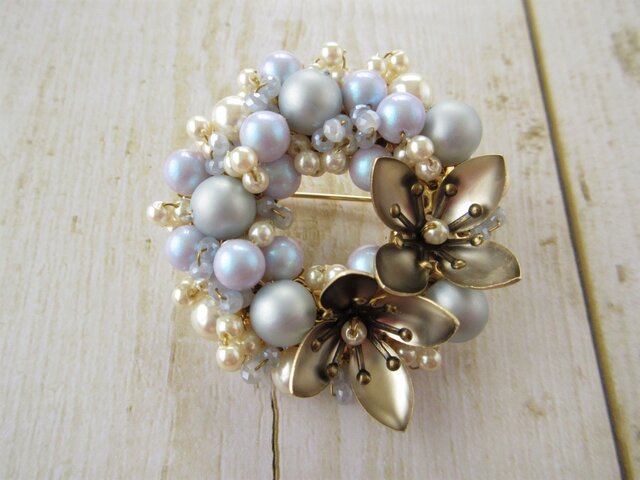 Brooch お花 スワロフスキーパール(K0876)の画像1枚目