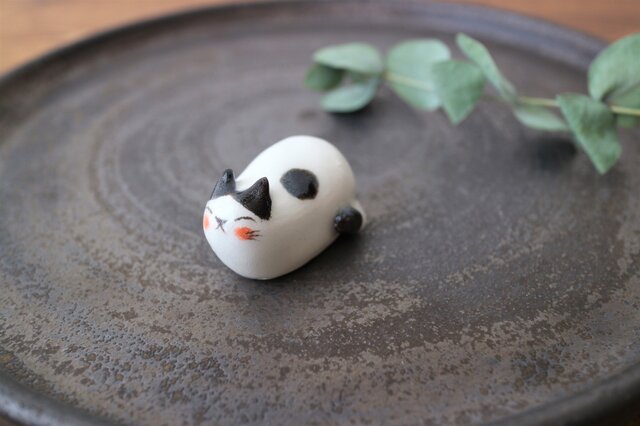 箸置き 10 ( 香箱座り) | iichi 日々の暮らしを心地よくする