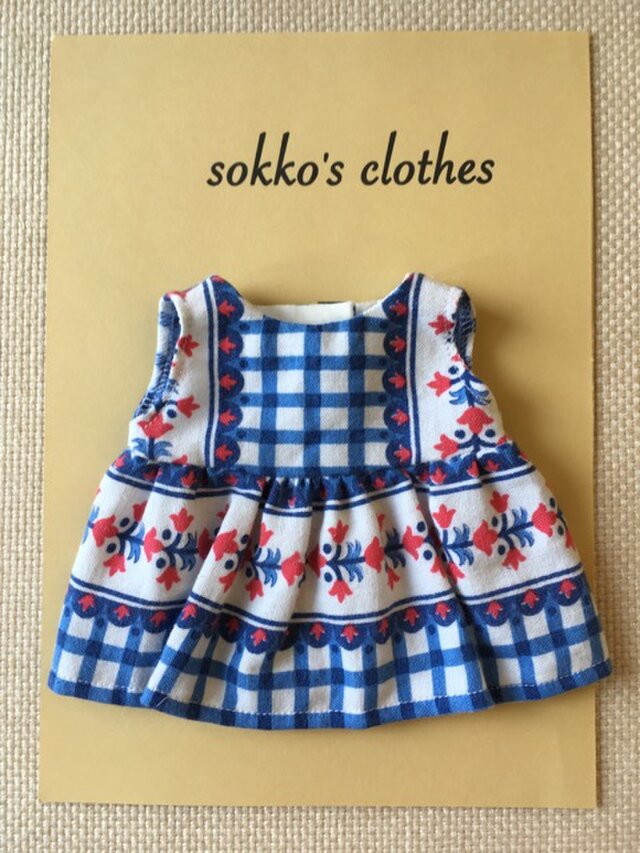 Sokko S Dress 白地にブルーとピンク色の花柄ワンピース Iichi ハンドメイド クラフト作品 手仕事品の通販