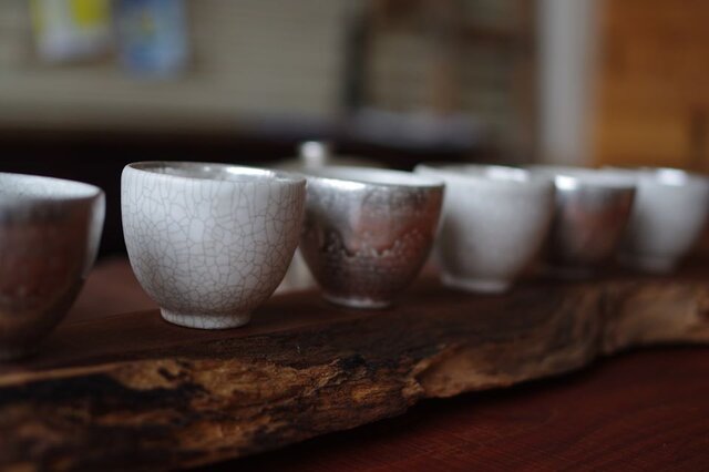 茶杯 銀彩×ビードロ 谷井直人 | iichi 日々の暮らしを心地よくする