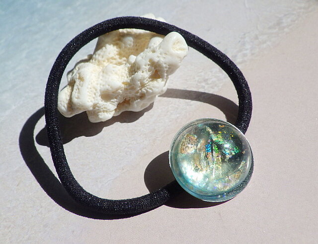 Romanglass Ocean 海亀の泳ぐヘアゴム | iichi 日々の暮らしを心地よく