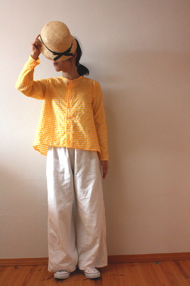 ビタミンカラー　ノーカラーブラウス　イエロー