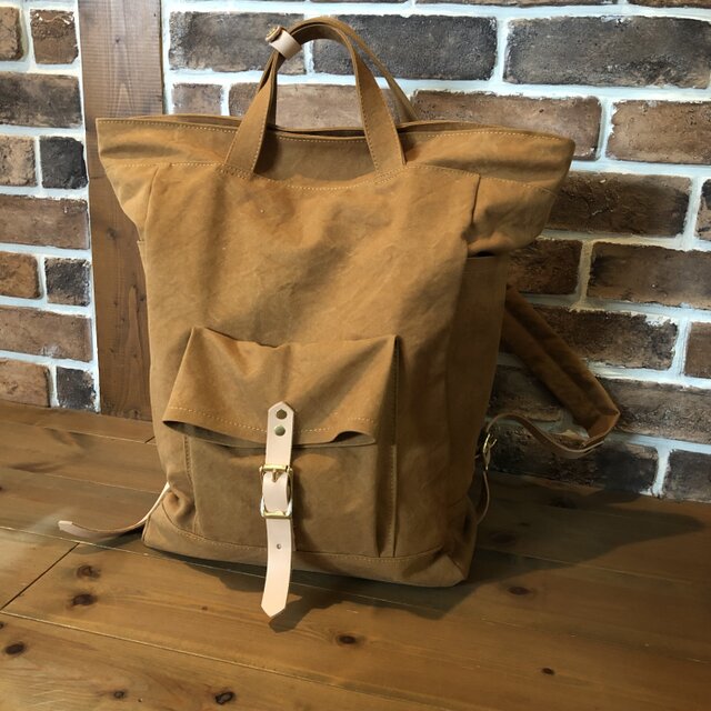 便利なリュック alberton army duc キャメル