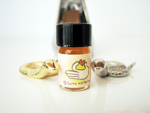 錬金術的変容の香油-Kama 2ml ボトルの画像1枚目