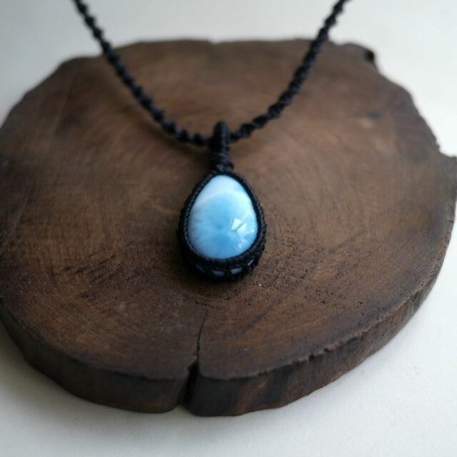 ラリマー/マクラメネックレス 105