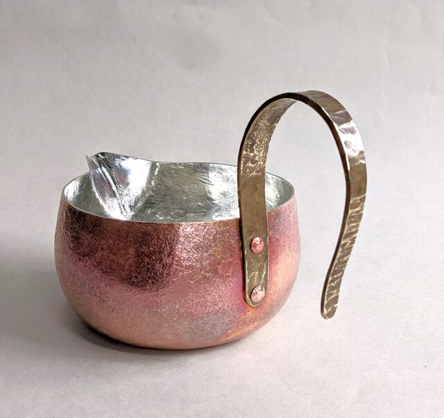 銅製ミルクパン | iichi 日々の暮らしを心地よくするハンドメイドや