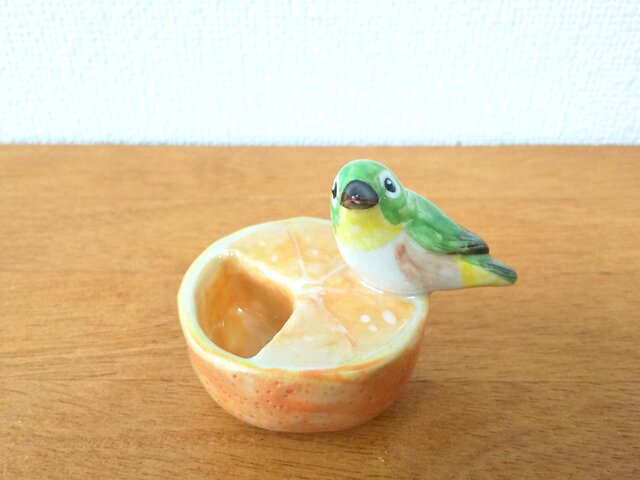 印鑑スタンド メジロ&みかん(陶器)の画像1枚目