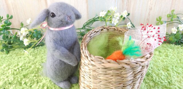 セール】羊毛うさぎM*ブルー*垂れ耳*たっち | iichi 日々の