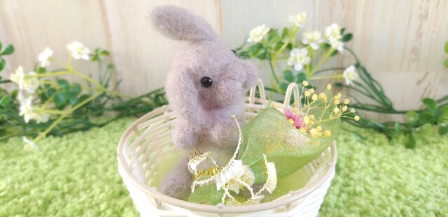 うさぎ 羊毛フェルト ダッチ ライラック ハンドメイド 12b9321e32c65d0f99c997492116d6