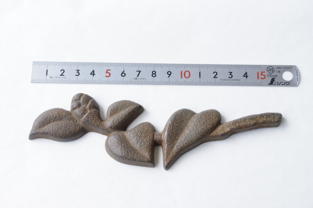 【美品】椿文鎮 文鎮「椿蕾」 つばきつぼみ | iichi 日々の暮らしを心地よくする