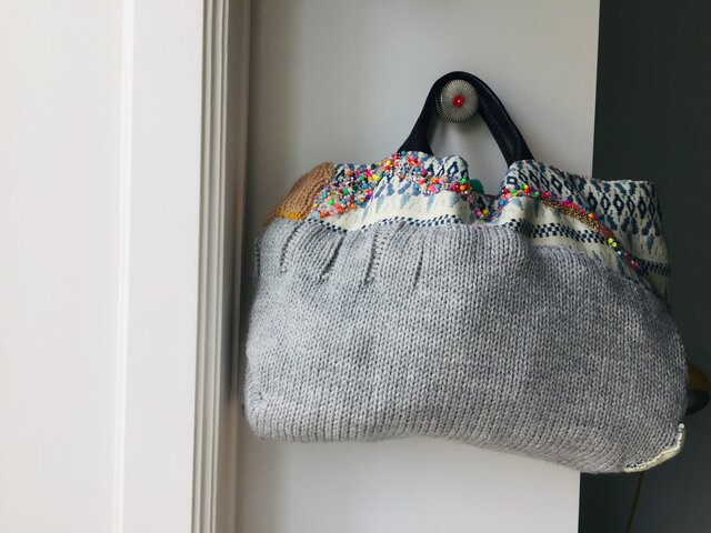 1033 バッグ 手縫い ハンドメイド 刺繍 ビーズ 刺し子の画像1枚目