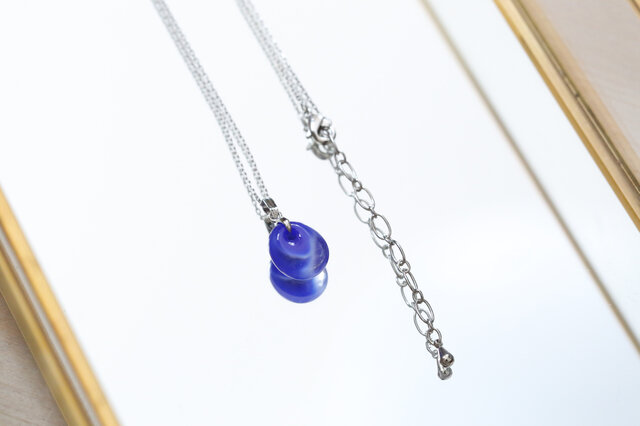 ニッキー　　　　　佐竹ガラスの雫ネックレス　レジンネックレス　ハンドメイド ニッキー 佐竹ガラスの雫ネックレス レジンネックレス