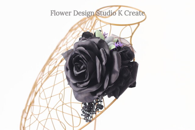 黒い薔薇とオリーブのコサージュ 入学式 卒業式 卒園式 発表会