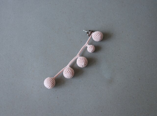 TubuTubu / powder pink(片耳)の画像1枚目