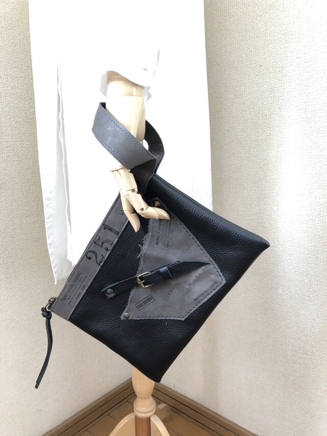 レザーポーチ&クラッチバッグ(ブラック)