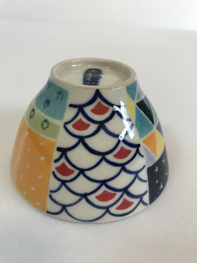 幾何学模様のお茶碗④ | iichi 日々の暮らしを心地よくする